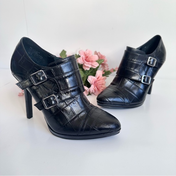 LAUREN Ralph Lauren Latisha Black Embossed Leather Buckle Straps Zip Booties - Picture 1 of 16